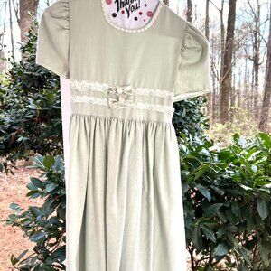 WEDDING? SPRING? SUMMER? BONNIE JEAN GIRLS DRESS 10 GREEN in 30350